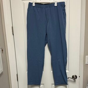 Men's Lululemon Woven Air Pull On Athletic Pants
